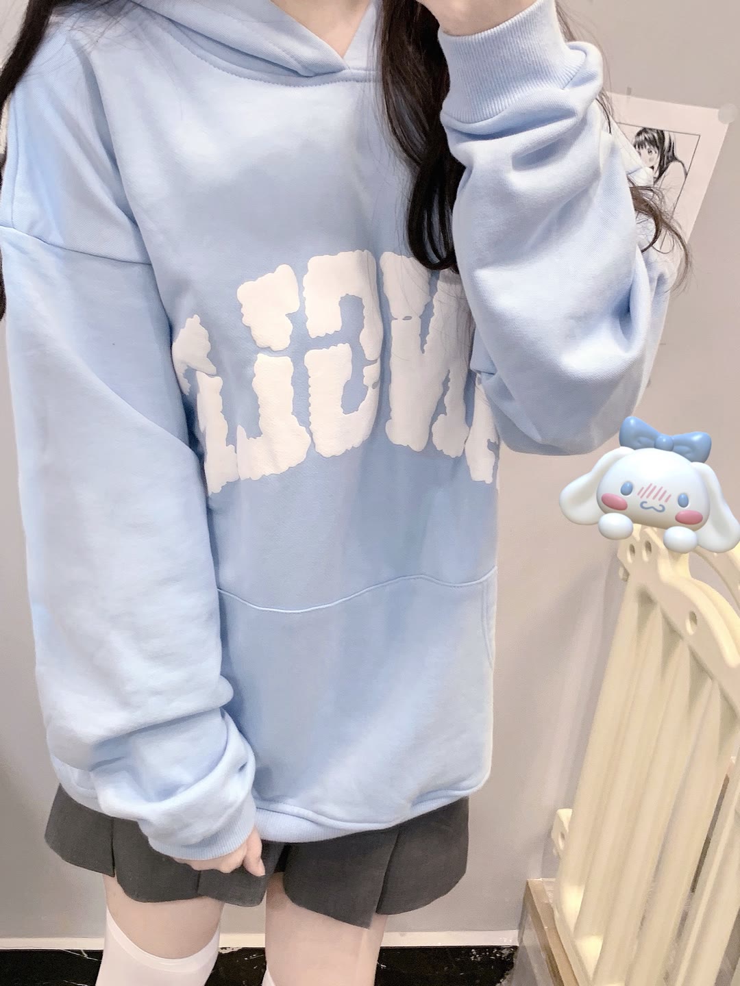 喜欢撸狗狗的白丝超白嫩的小萝莉插图6